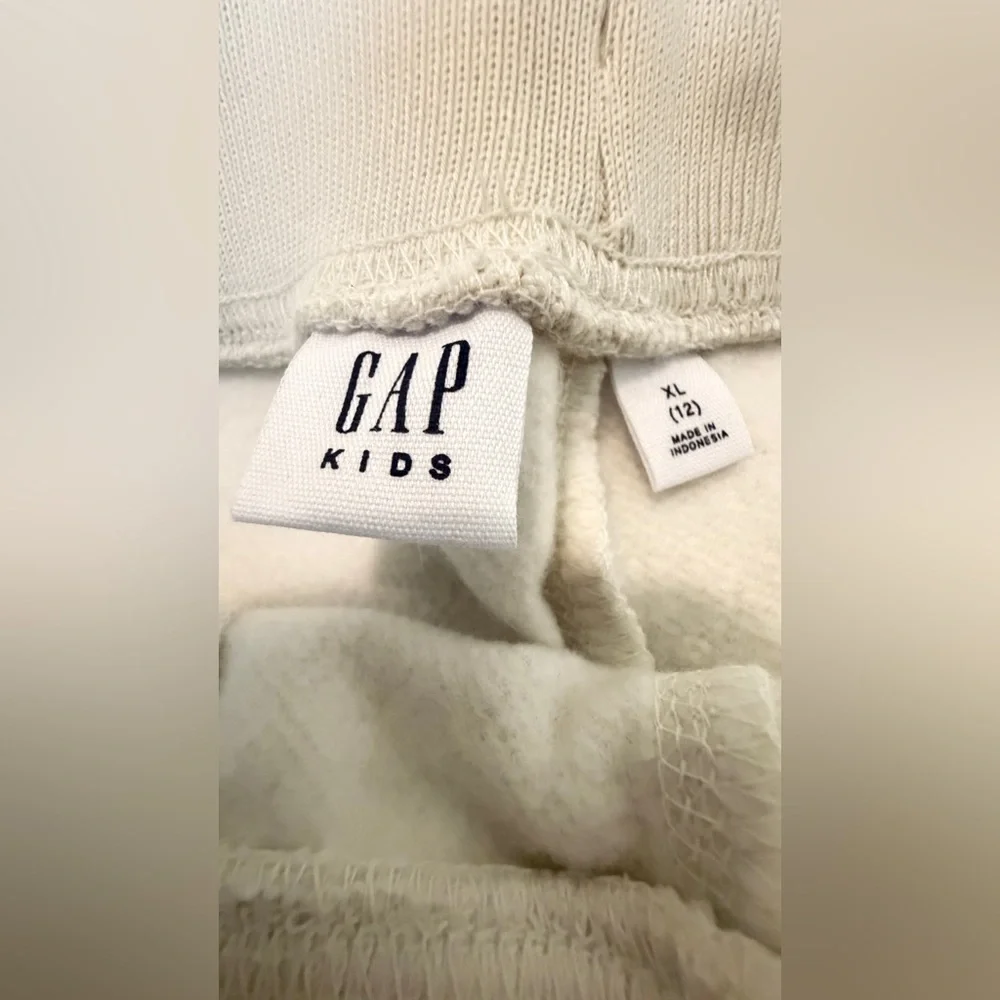 GAP Kids Cream Shorts
